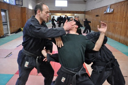 Bujinkan training via Cyril