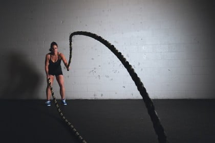 Woman fitness ropes